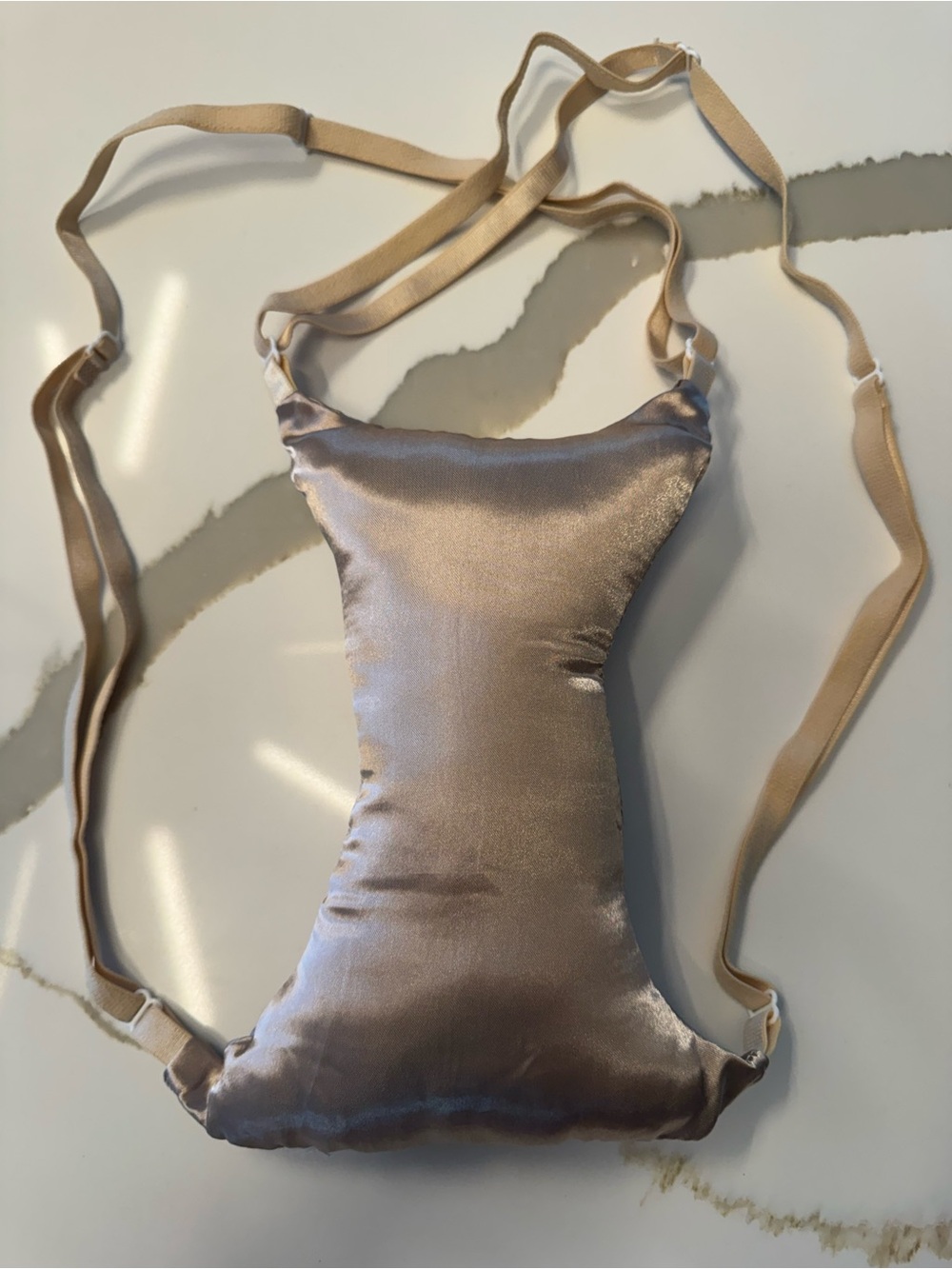 NWOT Champagne Satin Chest Wrinkle Prevention Pillow Anti-Wrinkle Support - Picture 6 of 7